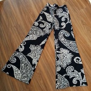 Nico LA. Size S. Color B&W